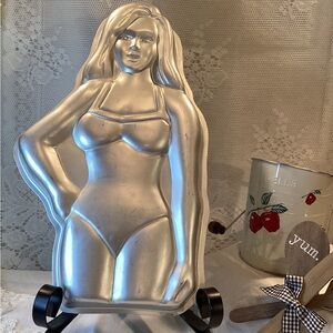 Vtg Wilton Pretty Lady Cake Pan Aluminum Baking Swimsuit 1992 #2105-2022
